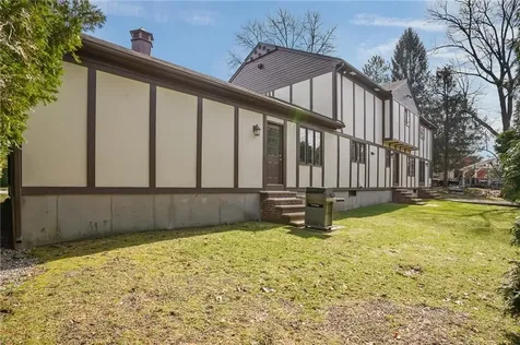 82 Mountain Laurel Drive Cranston RI 02920