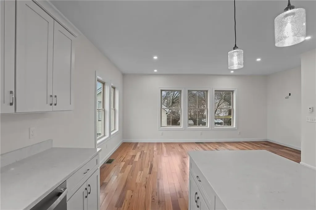 11 Stone Street Providence RI 02904