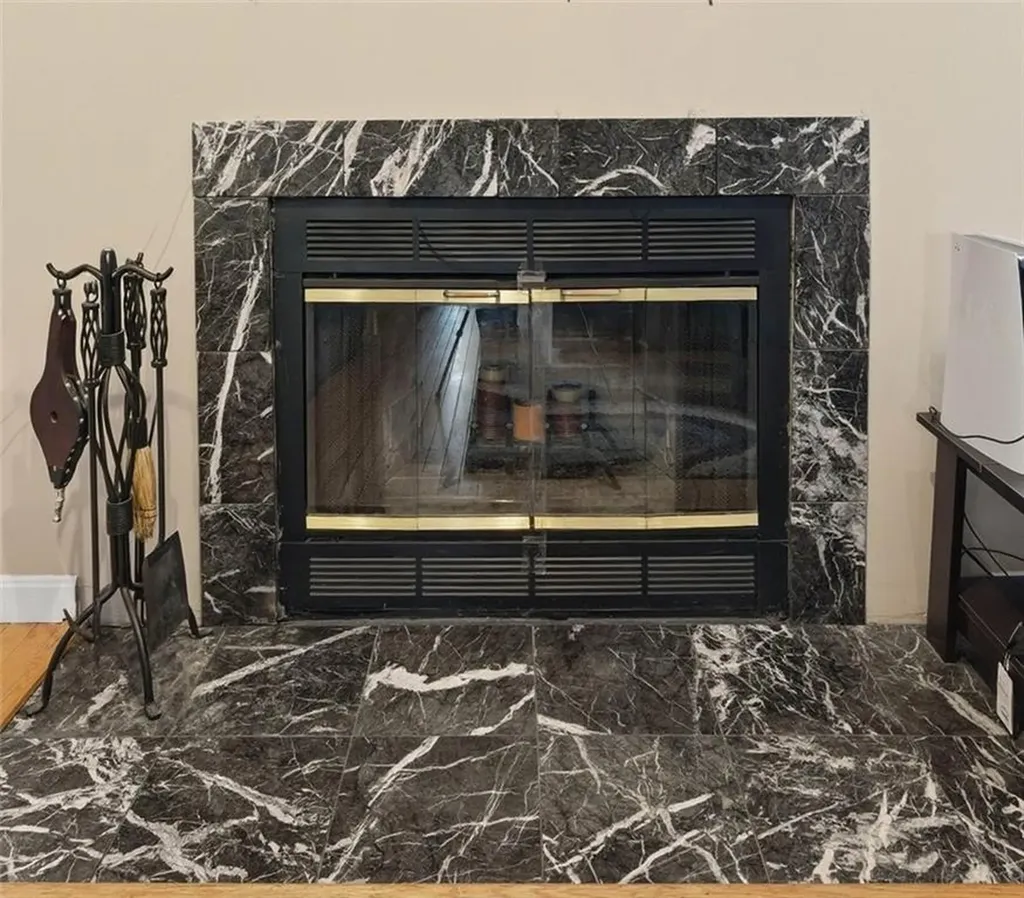 1603 Plainfield Pike Johnston RI 02919