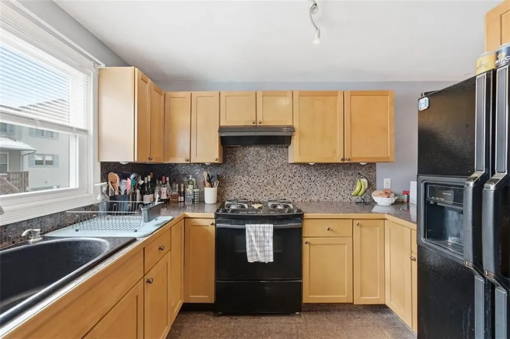 1603 Plainfield Pike Johnston RI 02919