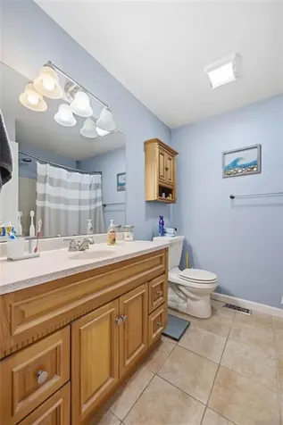 1603 Plainfield Pike Johnston RI 02919