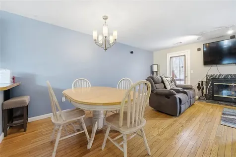 1603 Plainfield Pike Johnston RI 02919