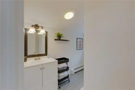 26 Cliff Avenue Newport RI 02840