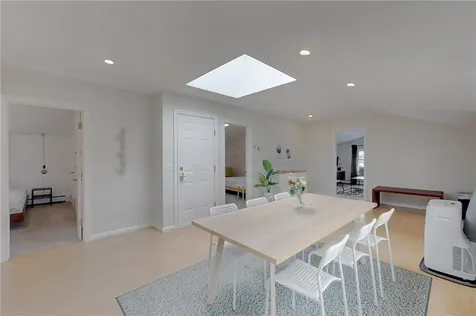 26 Cliff Avenue Newport RI 02840