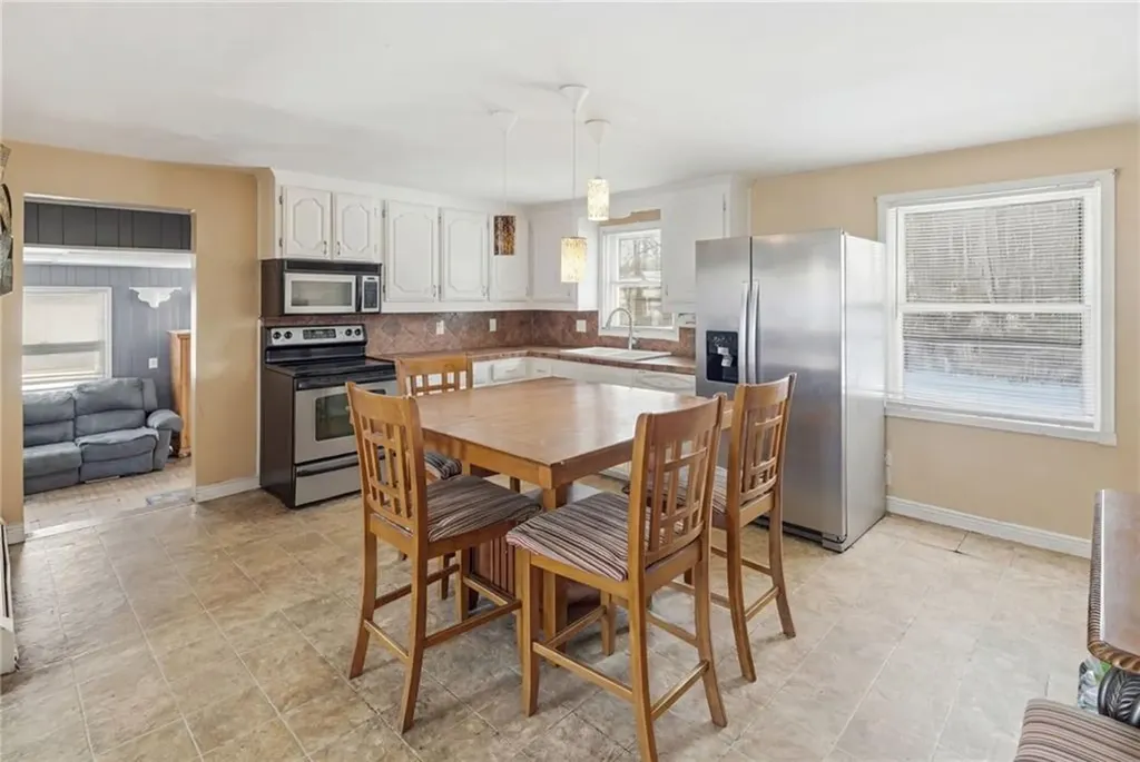 165 Lockwood Street West Warwick RI 02893