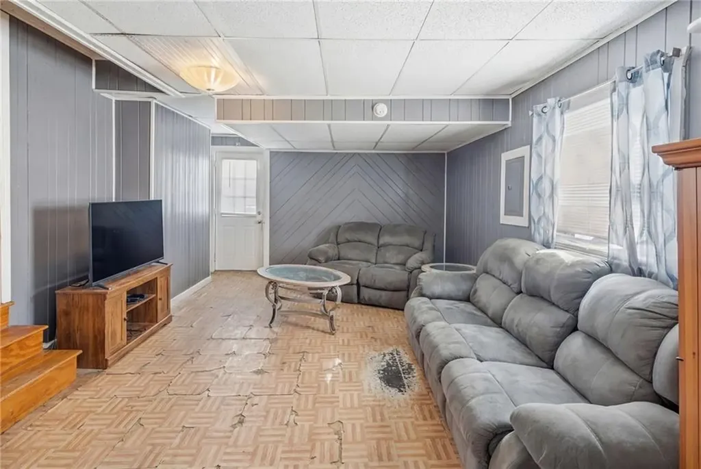 165 Lockwood Street West Warwick RI 02893