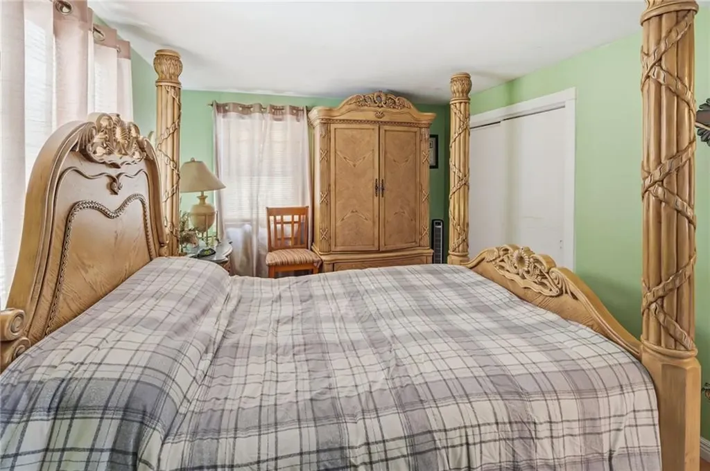 165 Lockwood Street West Warwick RI 02893