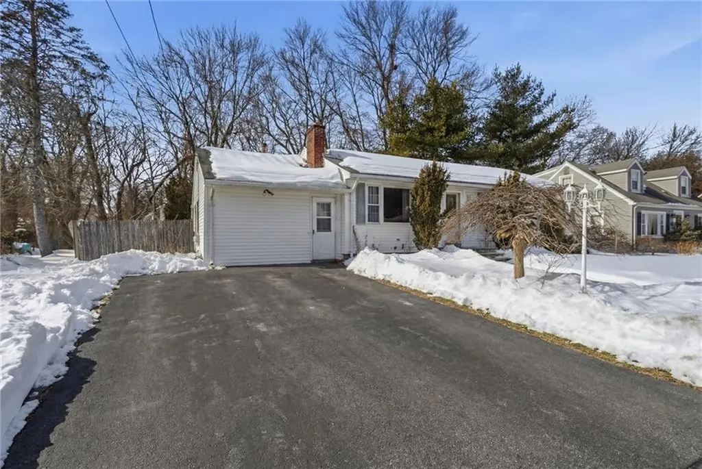 165 Lockwood Street West Warwick RI 02893