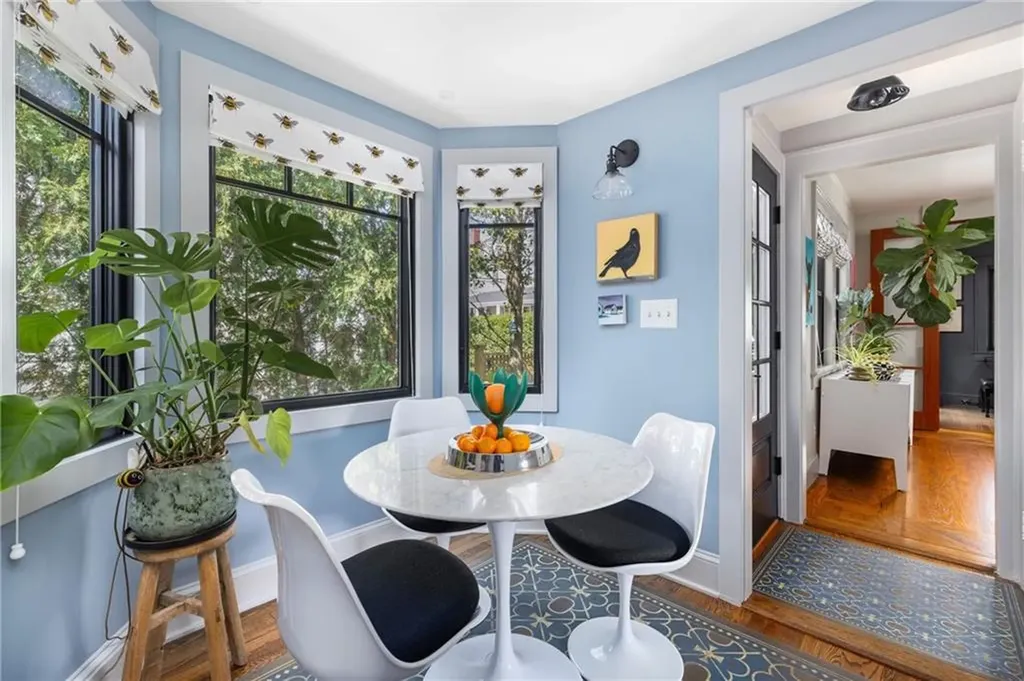 41 Hunter Avenue Newport RI 02840