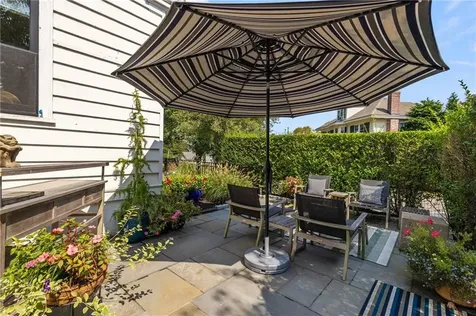 41 Hunter Avenue Newport RI 02840