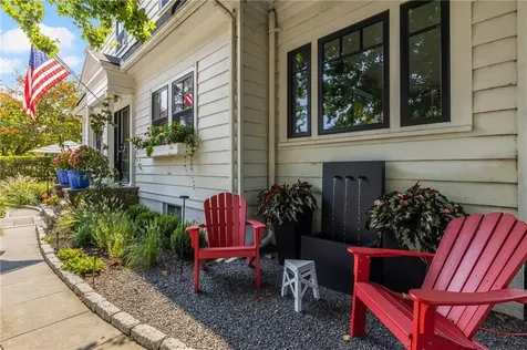 41 Hunter Avenue Newport RI 02840