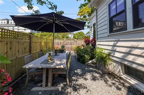 41 Hunter Avenue Newport RI 02840