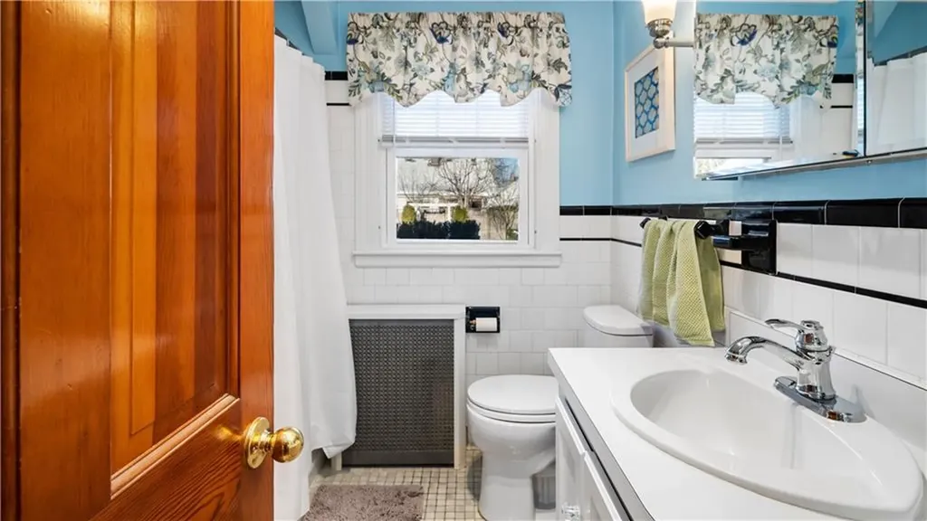 57 Delway Road Cranston RI 02910