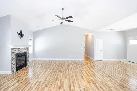 20 Nantucket Drive Mattapoisett MA 02739