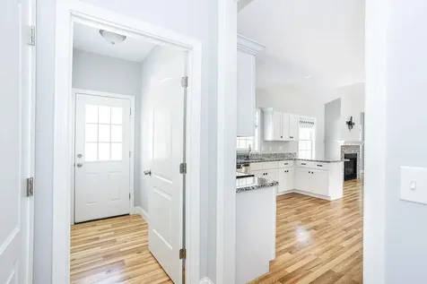 20 Nantucket Drive Mattapoisett MA 02739