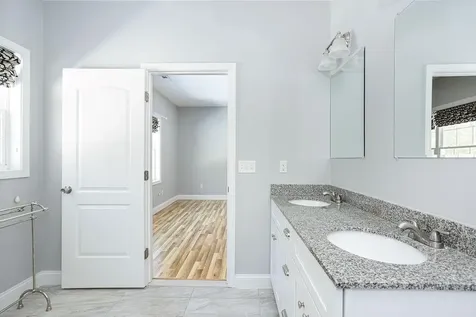 20 Nantucket Drive Mattapoisett MA 02739