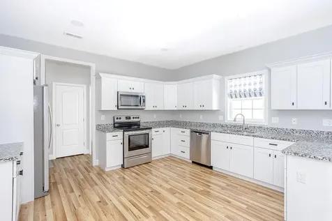 20 Nantucket Drive Mattapoisett MA 02739