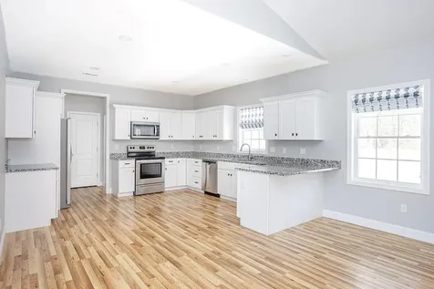 20 Nantucket Drive Mattapoisett MA 02739