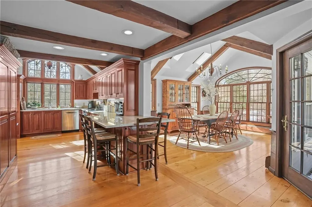 88 Woodsong Drive Scituate RI 02857