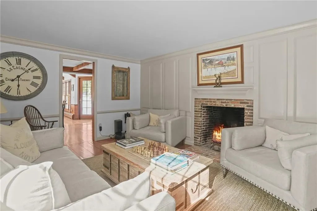 88 Woodsong Drive Scituate RI 02857