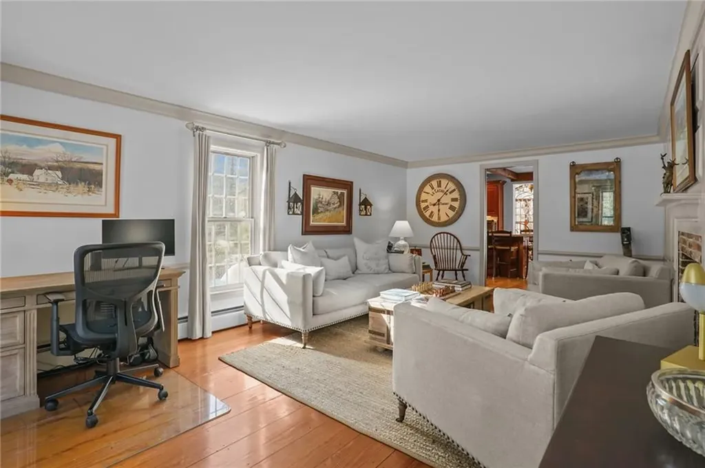 88 Woodsong Drive Scituate RI 02857