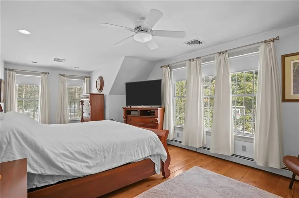 88 Woodsong Drive Scituate RI 02857