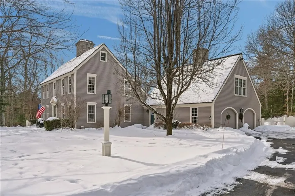 88 Woodsong Drive Scituate RI 02857