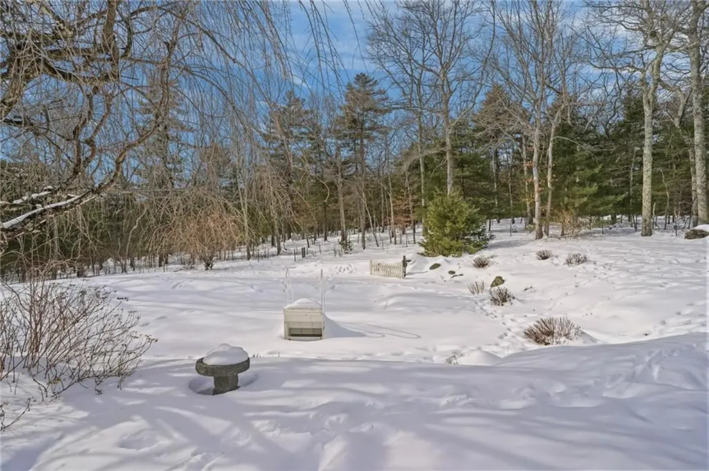 88 Woodsong Drive Scituate RI 02857