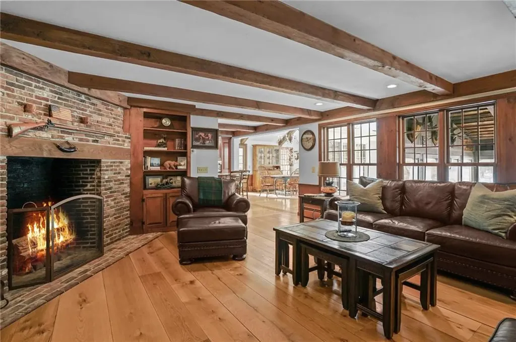 88 Woodsong Drive Scituate RI 02857