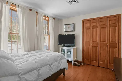 88 Woodsong Drive Scituate RI 02857