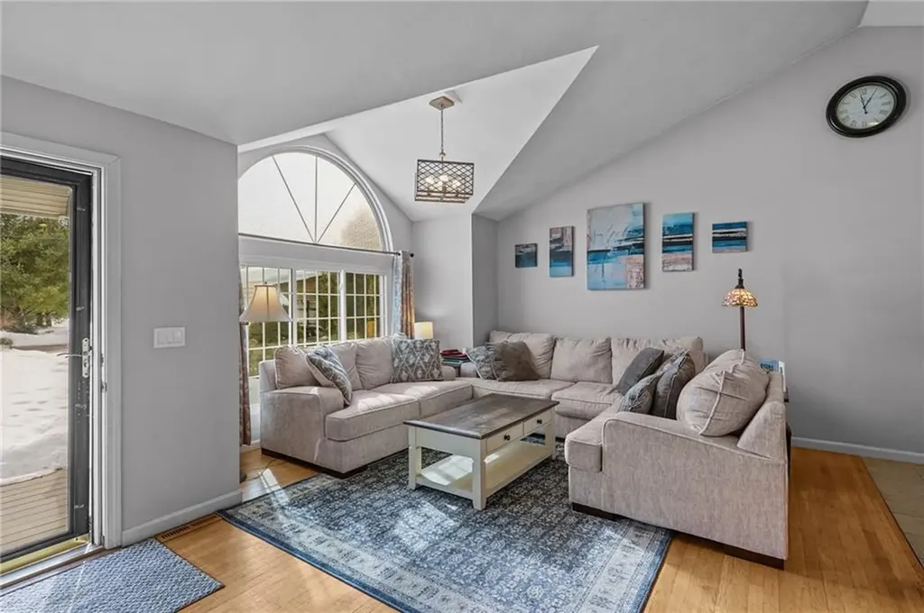 34 King Street Coventry RI 02816