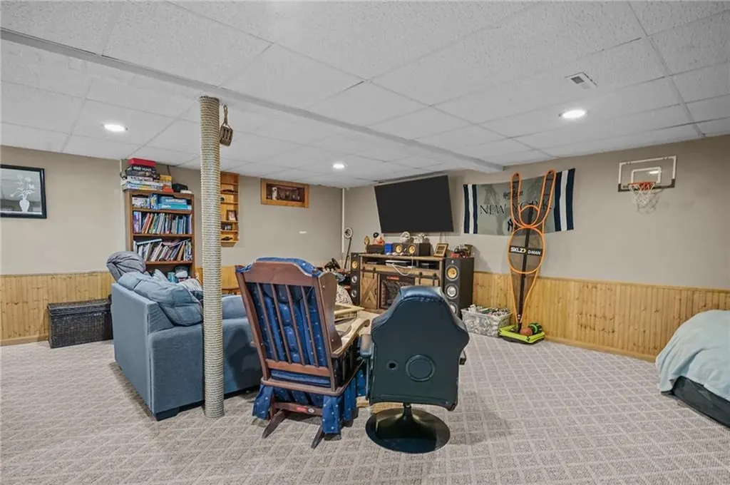 34 King Street Coventry RI 02816