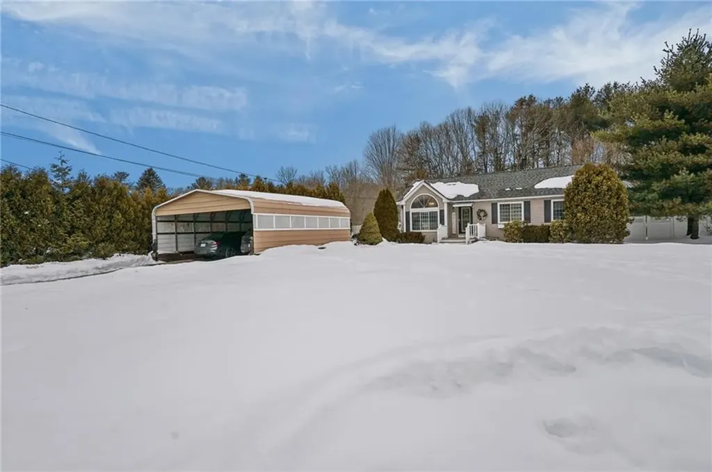 34 King Street Coventry RI 02816