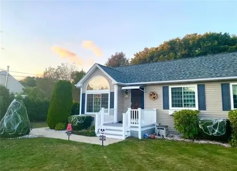 34 King Street Coventry RI 02816