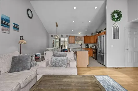 34 King Street Coventry RI 02816