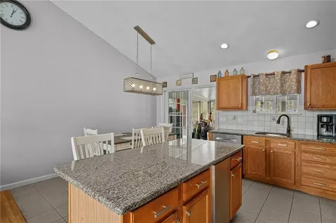 34 King Street Coventry RI 02816