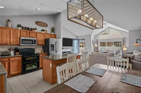 34 King Street Coventry RI 02816