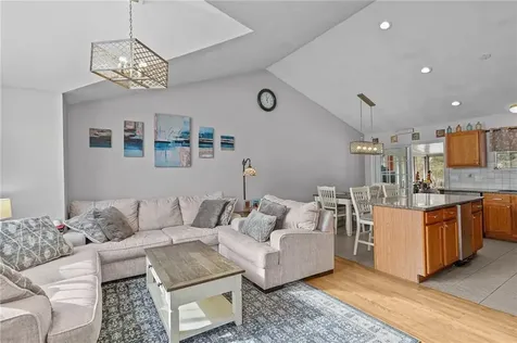 34 King Street Coventry RI 02816