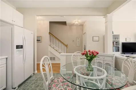 219 Rolling Hill Road Portsmouth RI 02871