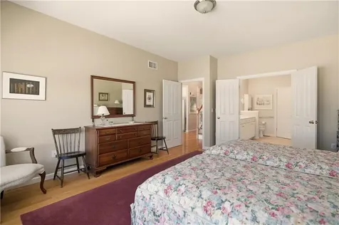 219 Rolling Hill Road Portsmouth RI 02871