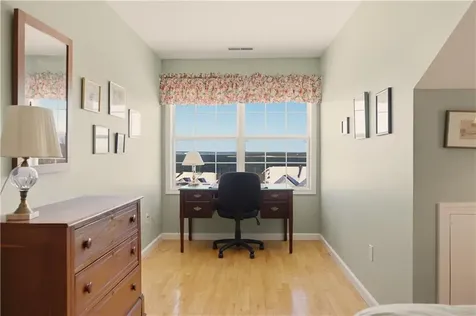 219 Rolling Hill Road Portsmouth RI 02871