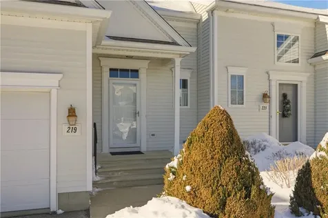 219 Rolling Hill Road Portsmouth RI 02871