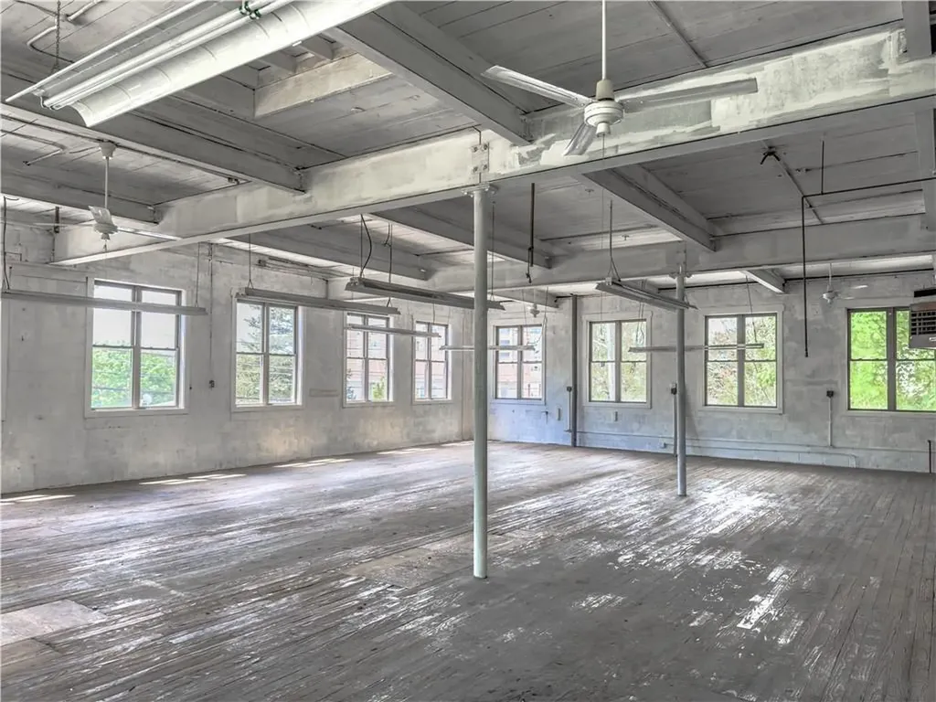 325 Illinois Street Central Falls RI 02863