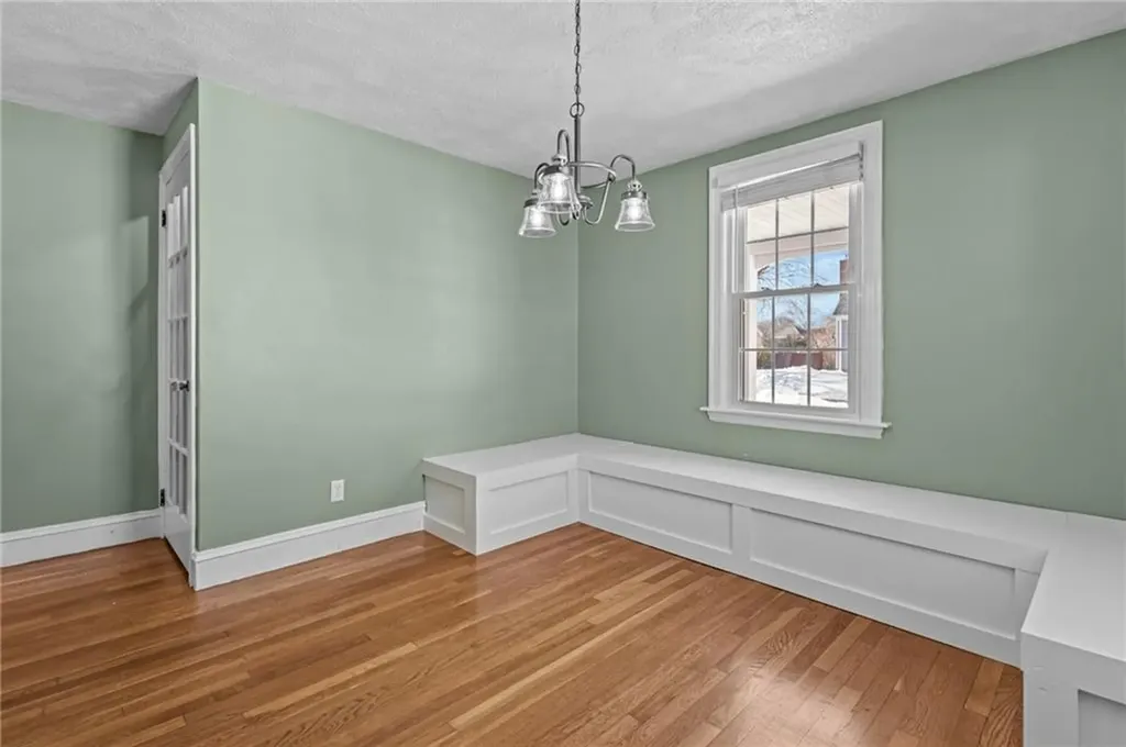 22 Phillips Avenue Warwick RI 02888