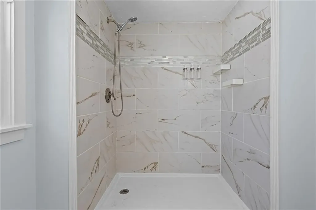 22 Phillips Avenue Warwick RI 02888