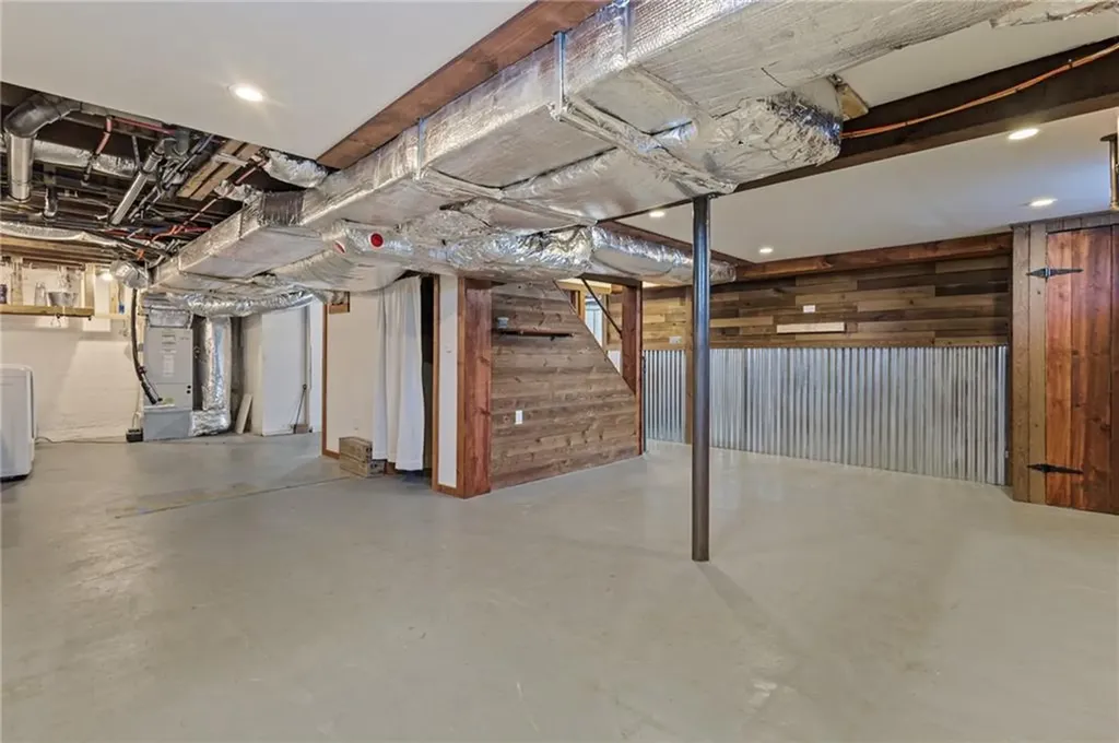 22 Phillips Avenue Warwick RI 02888