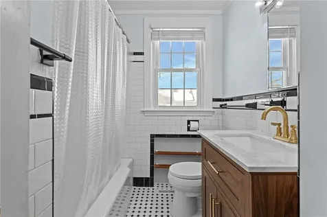 22 Phillips Avenue Warwick RI 02888