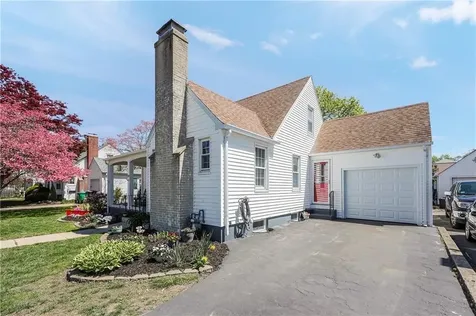 22 Phillips Avenue Warwick RI 02888