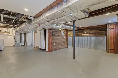 22 Phillips Avenue Warwick RI 02888