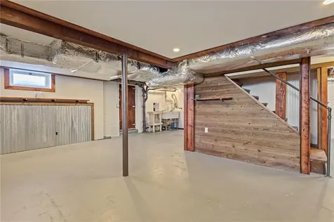 22 Phillips Avenue Warwick RI 02888